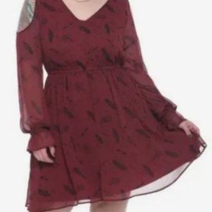Harry Potter Hot Topic Burgundy Cold Shoulder Dress – Fully Lined D344